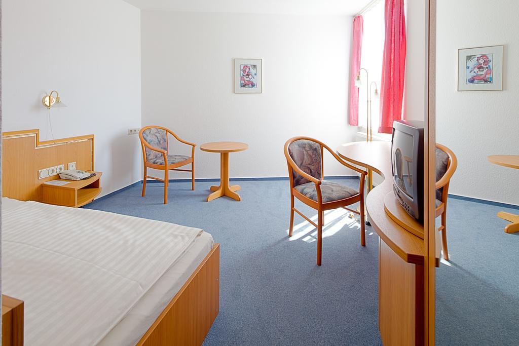 Hotel Jahnke نيوبراندنبرغ الغرفة الصورة